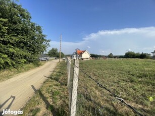 Telek eladó Pest megyében, Erdőkertesen! Ideális lakóövezeti befekteté