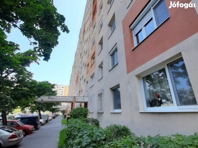 XV. Kerület, Legénybíró utca, 69 m2-es, 4. emeleti, társasházi lakás
