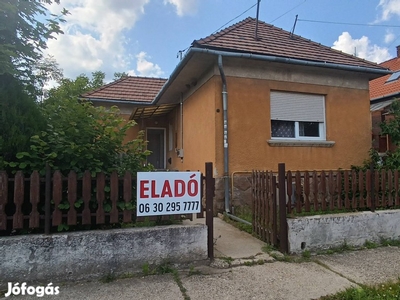 Eladó ház, Pilisvörösvár