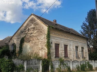 Kertes ház eladó, Kisgyalán