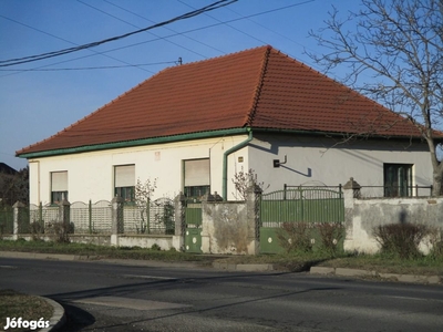 Két generáció számára is alkalmas ház. - Tatabánya, Komárom-Esztergom - Ház