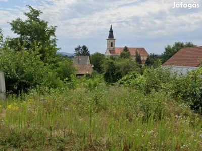 Környe, építési telek eladó