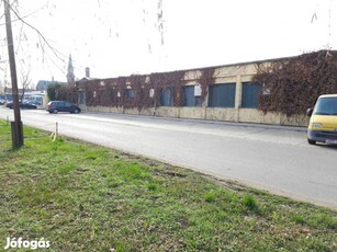 Szarvason a Szarvas Center mellett 630 m2-es ingatlanrész