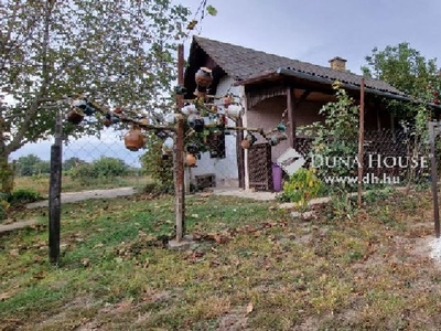 Soponya, ingatlan, nyaraló, 24 m2, 4.999.000 Ft