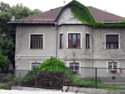 Eladó Ház, Budapest 12 kerület Kétszintes NAGYPOLGÁRI VILLA a Gesztenyés-kertnél