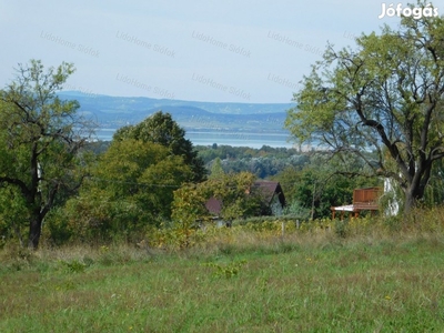 Nagy és panorámás terület eladó!