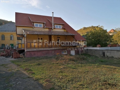 Borsod vármegyében Tokaj városában 24 férőhelyes apartman eladó! - Tokaj, Borsod-Abaúj-Zemplén - Nyaralók, üdülők