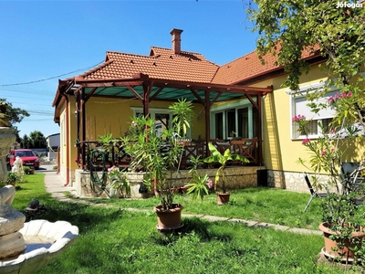 Családi ház Hegyeshalom csendes utcájában - Hegyeshalom, Győr-Moson-Sopron - Ház