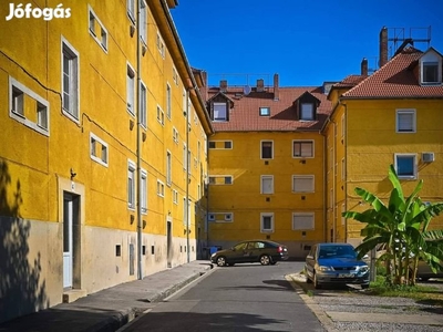 Pécs Mártírok útján 2 szobás lakás eladó ! - Pécs, Baranya - Lakás