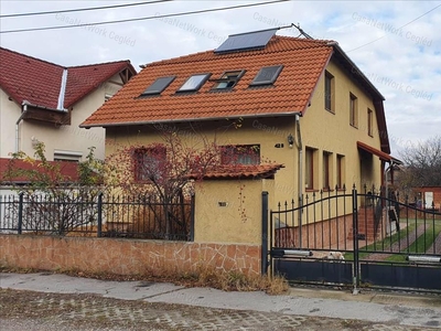 Eladó jó állapotú ház - Budapest XVIII. kerület