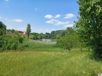 Eladó telek - Látrány