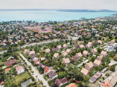 Eladó téglalakás Balatonfüred, 1. emelet