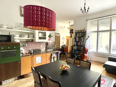 Eladó átlagos állapotú lakás - Budapest XIII. kerület
