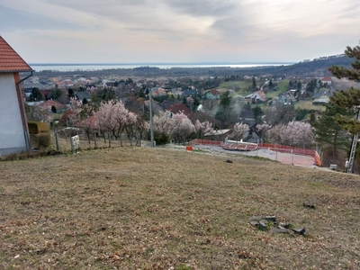 Eladó telek - Balatongyörök