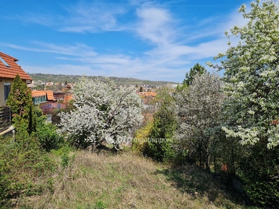 Eladó telek - Budapest III. kerület