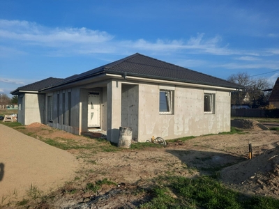 Eladó új építésű ház - Mikepércs