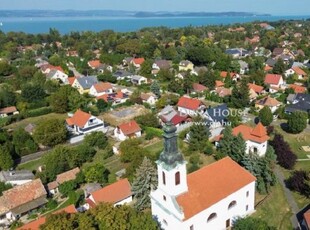 Eladó családi ház Balatonszárszó