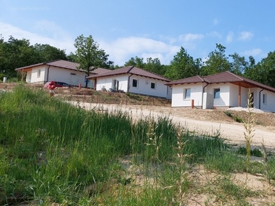 újépítésű, Somlyóvölgyi lakópark, Pilisjászfalu, ingatlan, lakás, 81 m2, 78.469.200 Ft