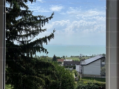 Eladó családi ház - Balatonalmádi, Városközpont