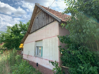 Eladó családi ház - Dombegyház, Perczel utca 2.