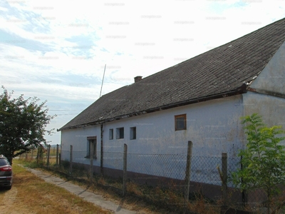 Eladó családi ház - Öregcsertő, Szakmári utca 1.