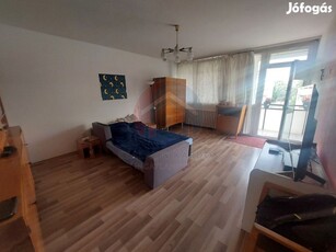 Eladó 60 m2 lakás, Sopron