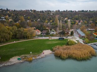 Eladó családi ház Balatonfűzfő