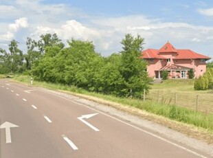 Eladó hotel Mezőnyárád, Szent István király út