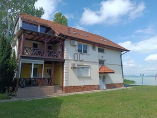 Eladó nyaraló Balatonboglár