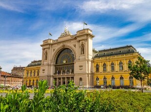 Kiadó Lakás, Budapest 7 kerület A Városliget mellett 100 nm, 6 szobás ingatlan!