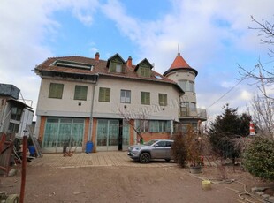 Eladó hotel Szeged, Kőrös sor