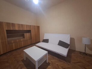 Kiadó téglalakás, albérlet Budapest, VI. kerület, 1. emelet