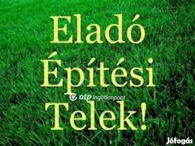 Eladó 542 nm-es telek Ebes