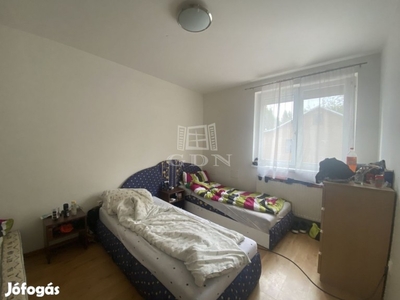 Eladó téglalakás Komárom, Patince 1 apartman