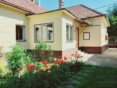 Eladó családi ház - Budaörs, Széles utca