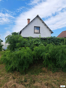 Eladó hétvégi házas nyaraló - Környe, Homokdűlő