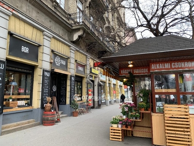 Eladó jó állapotú lakás - Budapest V. kerület