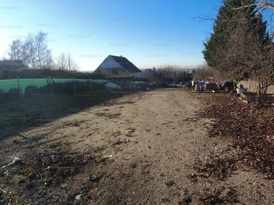 Eladó lakóövezeti telek - Csömör, Szőlőhegy