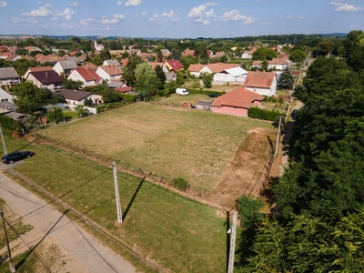 Eladó lakóövezeti telek - Ipolyvece, Csokonai utca