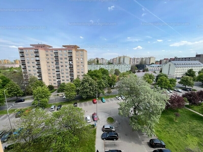 Eladó panel lakás - Székesfehérvár, József Attila utca