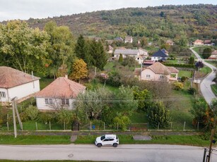 Eladó családi házAlsópetény, Arany János utca