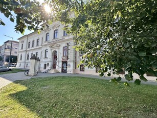 Eladó iroda Szombathely, Tetőtér