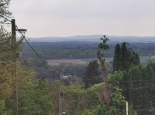 Eladó telek Leányfalu