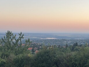 Eladó telek Pécs