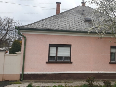 Eladó családi ház - Babót, Győr-Moson-Sopron megye