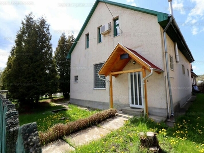 Eladó családi ház - Kazincbarcika, Gépész utca 1.