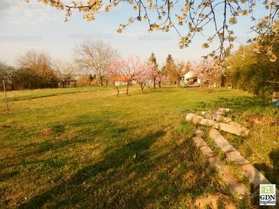 Eladó külterületi telek - Kaposvár, Cser