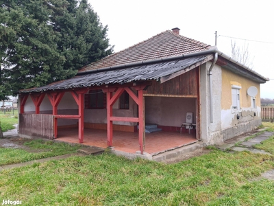 Besenyőtelken családi ház eladó - Besenyőtelek, Heves - Ház