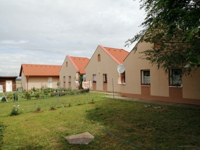 Zsira, ingatlan, ház, 200 m2, 89.900.000 Ft