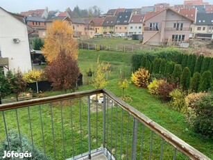 Eladó tetőtéri lakás az Imola lakóparkban, Egerben!